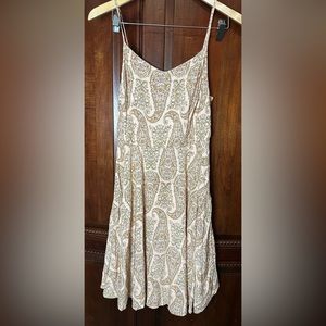 Old Navy pink paisley spaghetti strap dress, size M